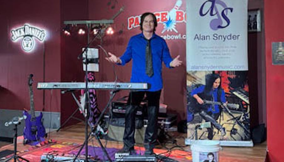 Gallery photo 5 of Alan Snyder Entertainment