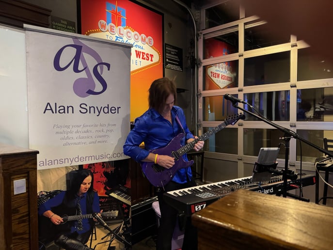 Gallery photo 7 of Alan Snyder Entertainment