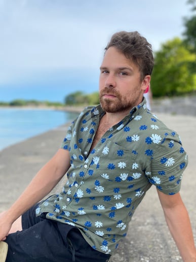 Gallery photo 4 of Alastair Watt: Comedian and Story Teller
