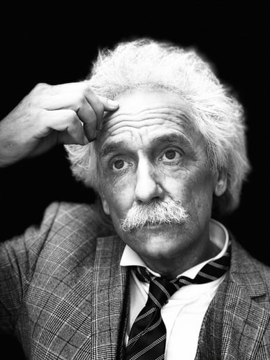 Gallery photo 10 of Albert Einstein lookalike/impersonator