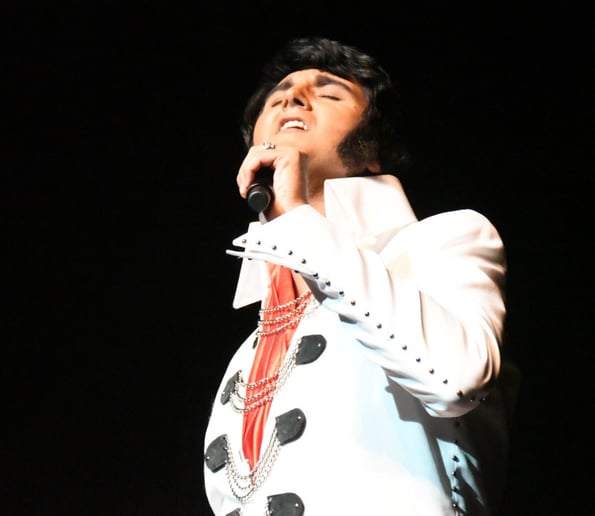 Gallery photo 2 of Alberti Elvis Tribute