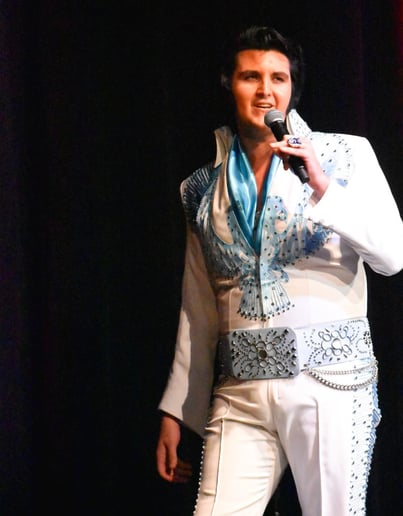 Gallery photo 1 of Alberti Elvis Tribute