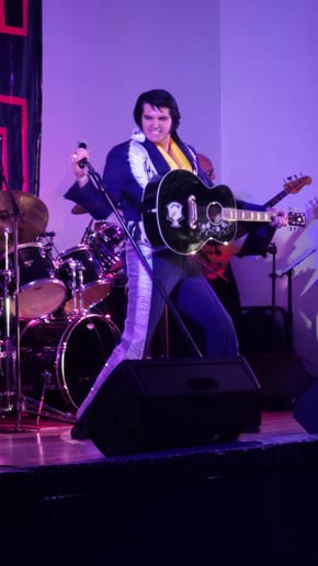 Gallery photo 4 of Alberti Elvis Tribute