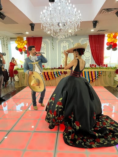Gallery photo 2 of El Charro de Las Vegas Alberto Soler!