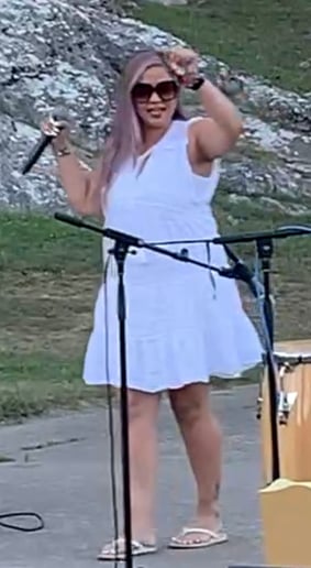 Gallery photo 1 of Alessandra Latin Performer