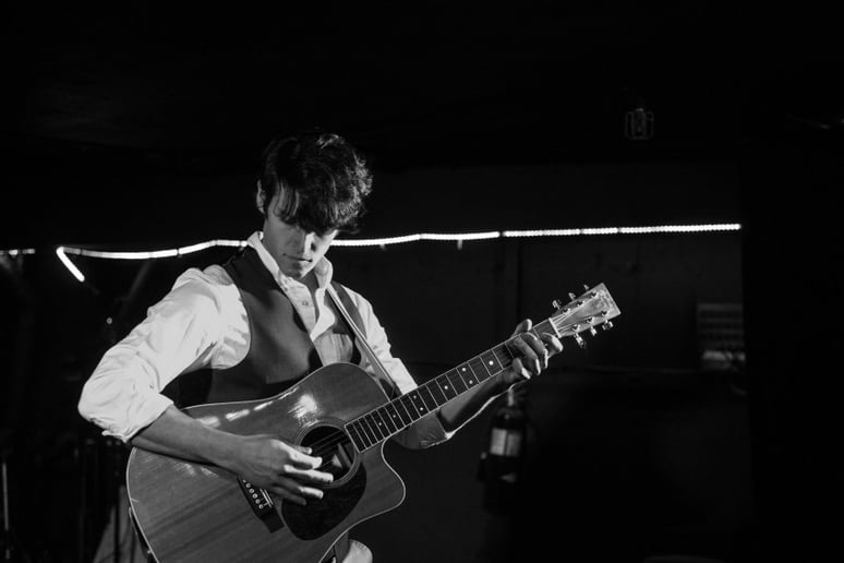 Gallery photo 1 of Alex Anthony