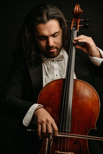 Gallery photo 4 of Alex Cousins – Acoustic & Electric Cellist