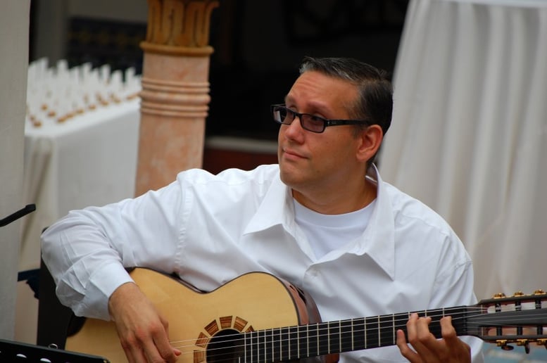 Gallery photo 28 of Alex Guillen
