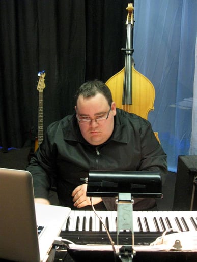 Gallery photo 2 of Alex Huff- Pianist