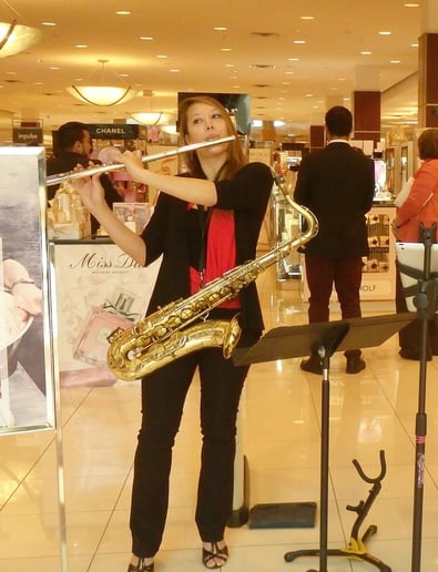 Gallery photo 1 of Alex & Jenny Duo