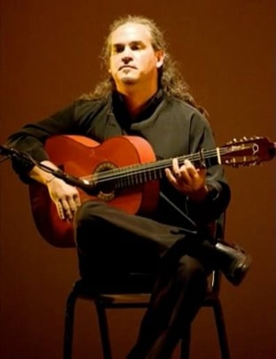 Gallery photo 7 of Alex Jordan Guitarist