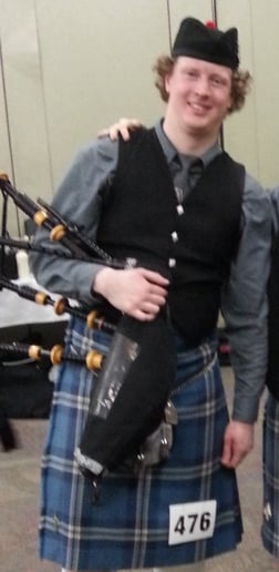 Gallery photo 3 of Alex Peden - Bagpiper