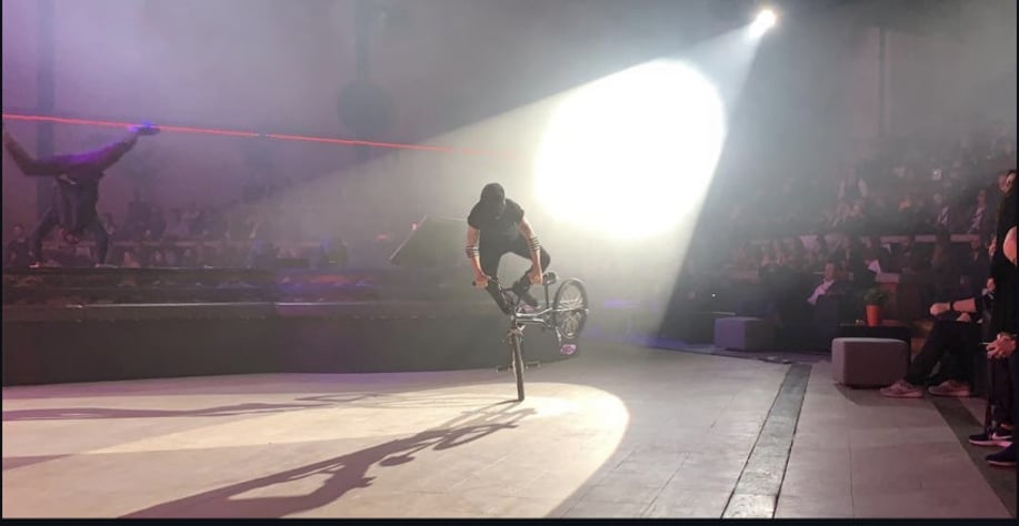 Gallery photo 1 of Alex Professional Bmx Flatland Show