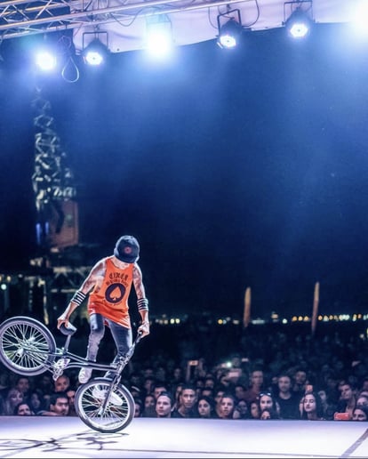 Gallery photo 3 of Alex Professional Bmx Flatland Show