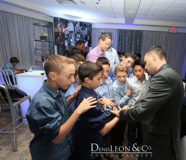 Gallery photo 11 of Alex Voz Professional Mentalist