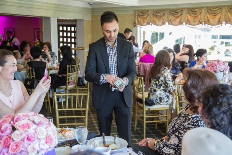Gallery photo 13 of Alex Voz Professional Mentalist