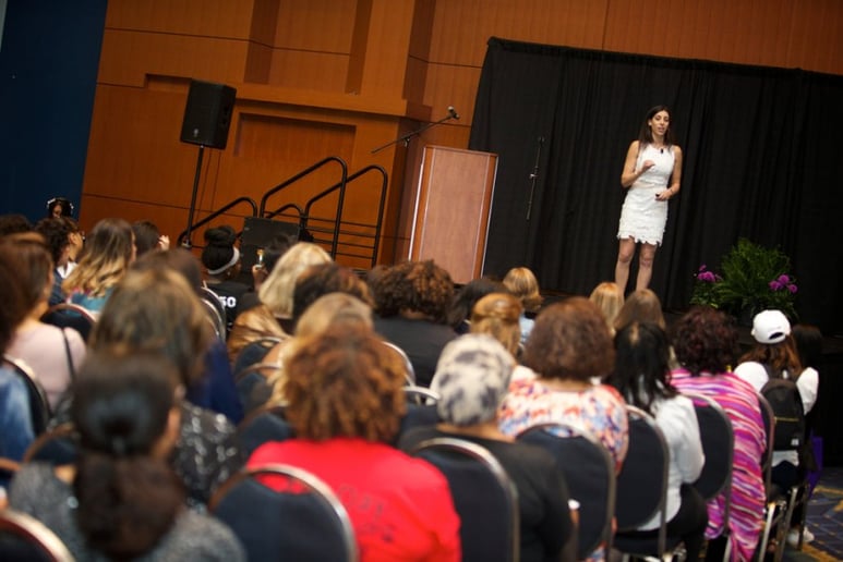 Gallery photo 6 of Alexa Carlin: Motivational Speaker