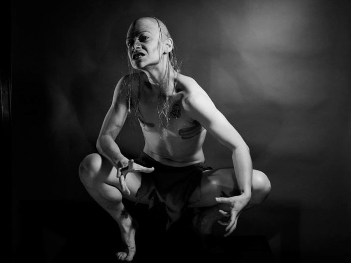 Gallery photo 4 of Alexander the Great Aerial Drag King