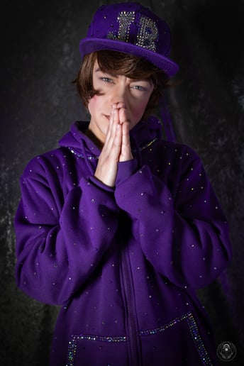 Gallery photo 7 of Alexander the Great Aerial Drag King
