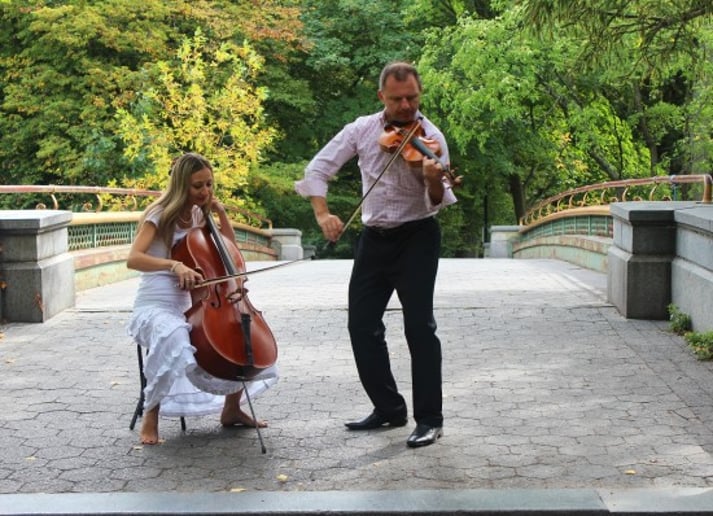 Gallery photo 6 of Alexandra NYC Cellist and Strings