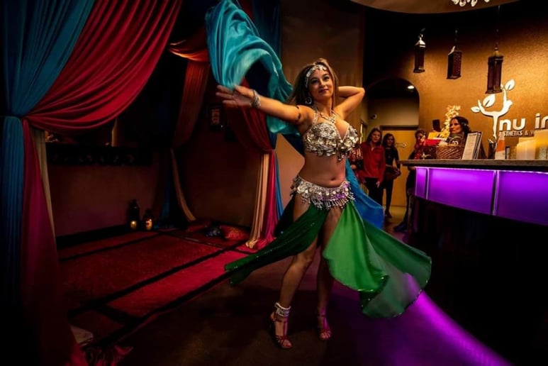 Gallery photo 9 of Alexandra the Romanian Bellydancer