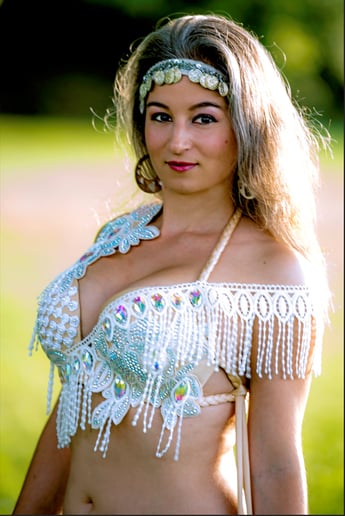 Gallery photo 3 of Alexandra the Romanian Bellydancer