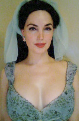 Gallery photo 4 of Alexis as Elizabeth Taylor