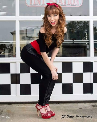 Gallery photo 5 of Alexis Marie