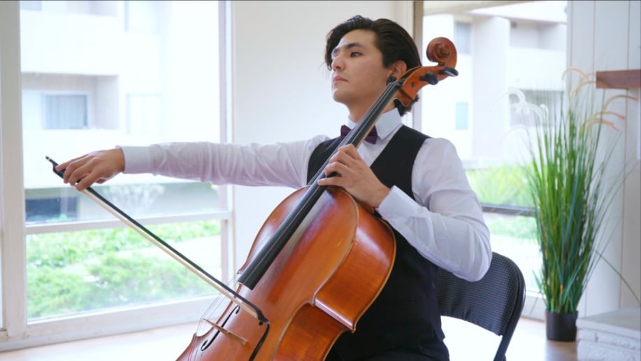 Gallery photo 6 of AlexPlaysCello