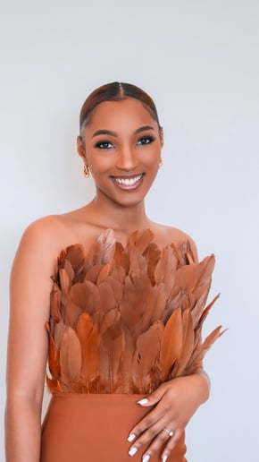 Gallery photo 4 of Alexus  Jury