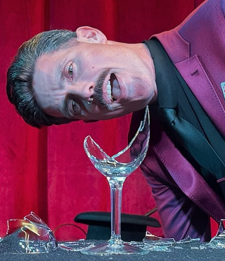 Gallery photo 1 of Alfonso The Great - Unforgettable Entertainment. Impossible Moments.