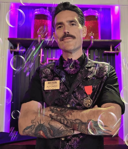 Gallery photo 7 of Alfonso The Great - Magician of Choice