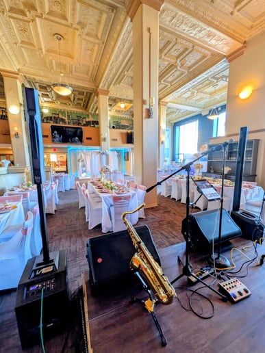 Gallery photo 1 of Alfredo - Live Saxophone