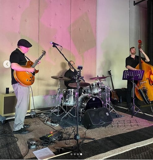 Gallery photo 2 of Algorhythm Trio