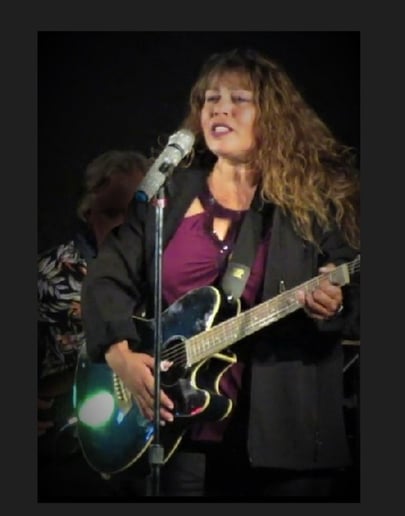 Gallery photo 7 of Alibi Band