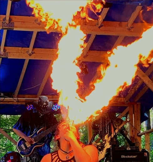 Gallery photo 5 of Amaris The Fire Vixen