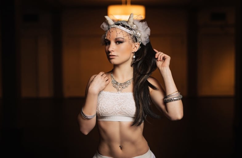 Gallery photo 9 of Alice Faeland
