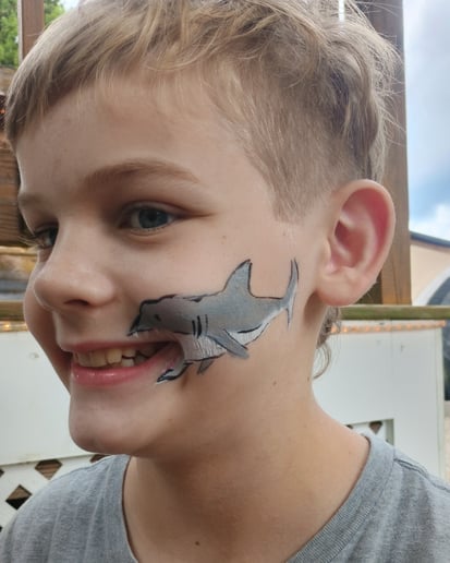 Gallery photo 7 of Alice's Face Painting & Balloon Twisting