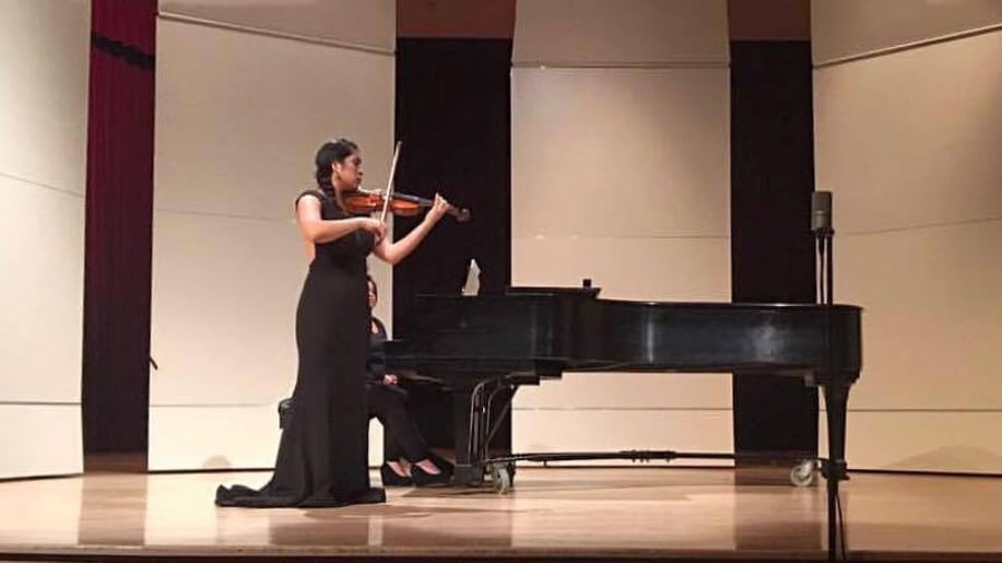Gallery photo 5 of Alicia Rubio Music