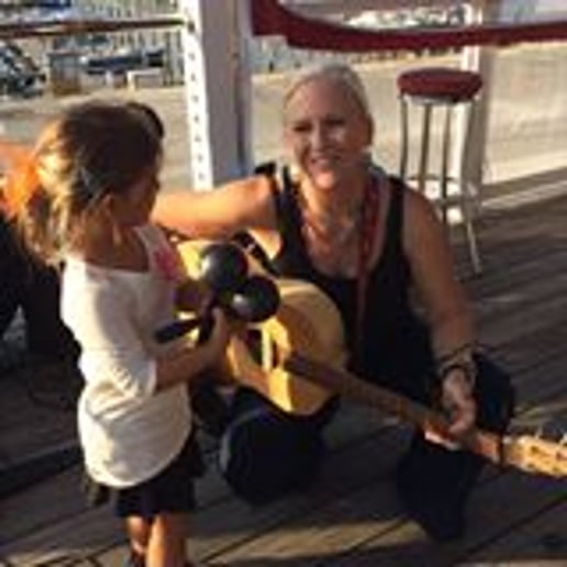 Gallery photo 6 of Alison Thoms Music