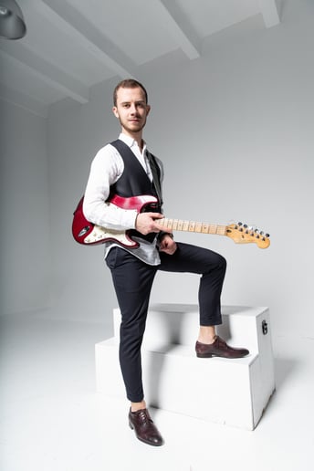Gallery photo 5 of Multi-Style Guitarist
