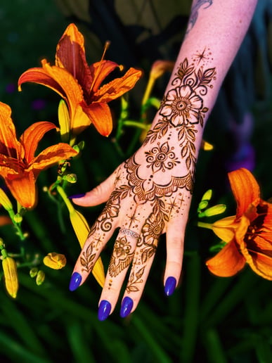 Gallery photo 10 of Wandering Spirit Henna