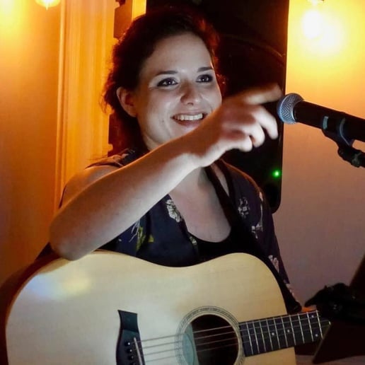 Gallery photo 4 of Allison Landon Music