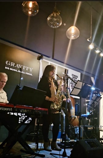 Gallery photo 3 of Alltimate Music