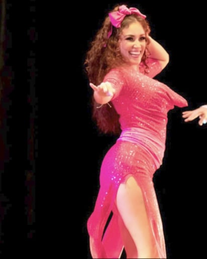 Gallery photo 1 of Almira Bellydancer