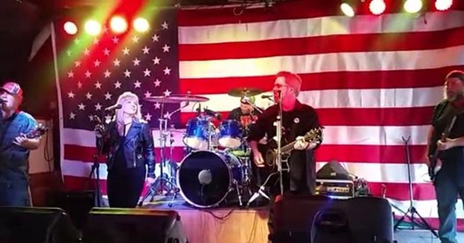 Gallery photo 7 of Almost Famous Band