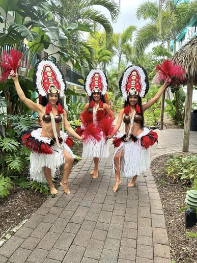 Gallery photo 33 of Aloha Productions Luau Inc