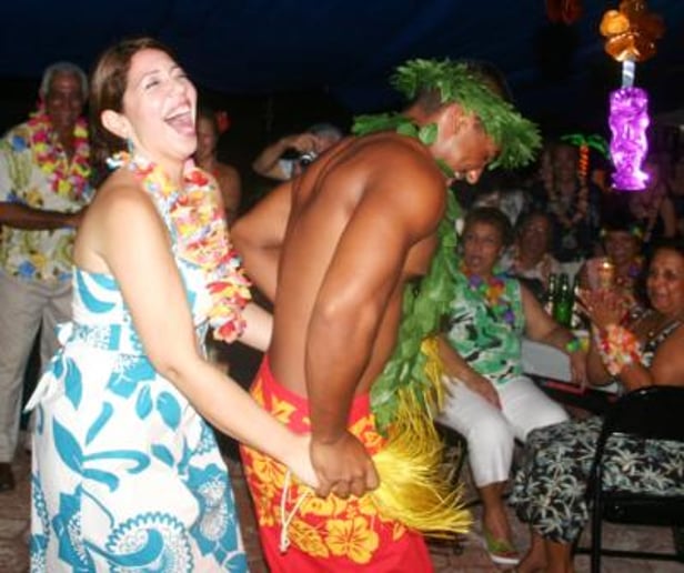 Gallery photo 19 of Aloha Islanders
