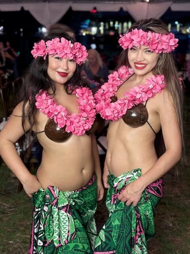Gallery photo 1 of Aloha Islanders