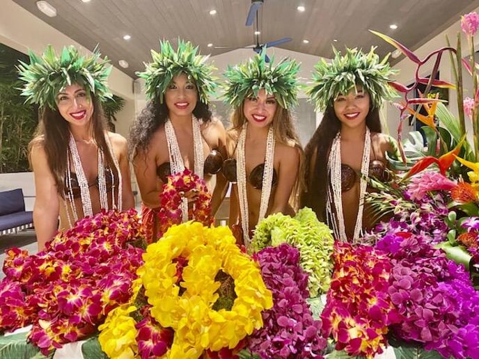Gallery photo 16 of Aloha Islanders